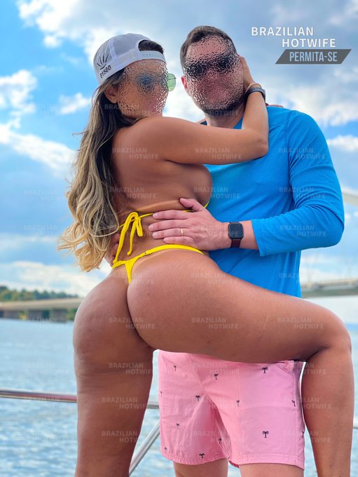 Fui com um microbiquini comemorar o anivers&aacute;rio do meu marido safado @CuckoldJunior ❤️🔥🤘🏻  Quem a&iacute; j&aacute;