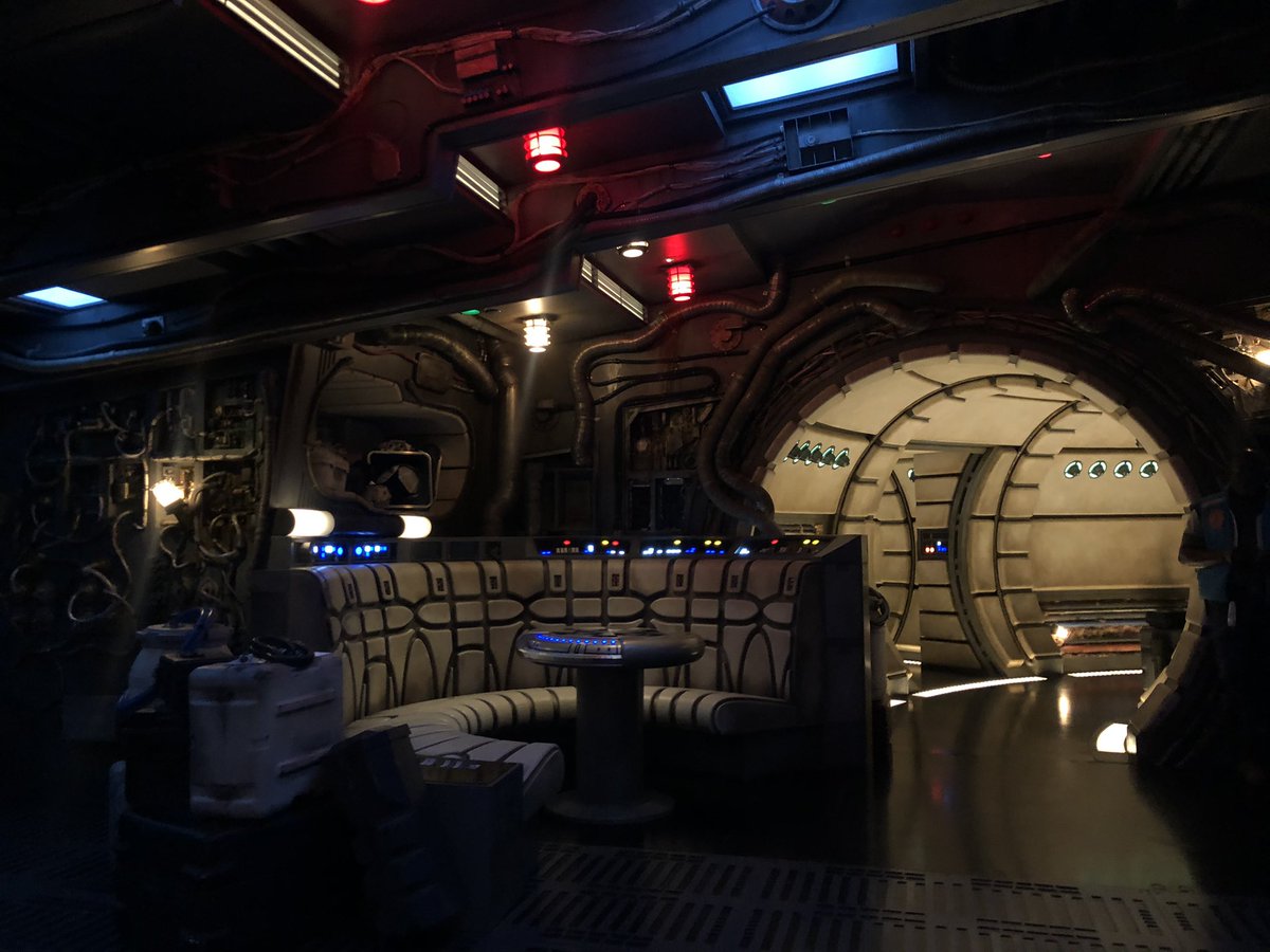 emrodev's tweet photo. From a quick trip to Batuu
#MayThe4thBeWithYou https://t.co/FDuSugaJlY