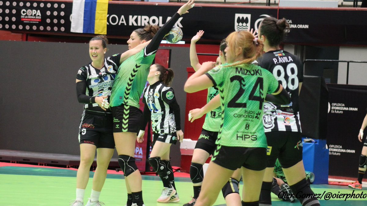 Oierphoto's tweet photo. Cuartos de final @CopadelaReina22 BMMalagaCosta 26-23 @BMRemudas 
https://t.co/DhNu4ZH3kQ https://t.co/APUbYa0XUg