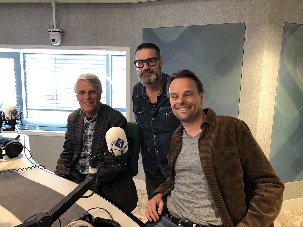 Villa VdB nporadio1.nl/uitzendingen/v… via @nporadio1 
<a href="/waanders_uitgev/">Waanders Uitgevers</a> @VillaVdb 

Houd je maar Flink