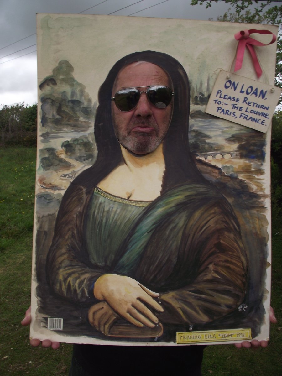 strangecurios's tweet image. A5. #MakersHour 

I liked him in Titanic &amp;amp; Basket Ball Diaries but I do not think he's ever inspired any of my art.
#MoaningLisa