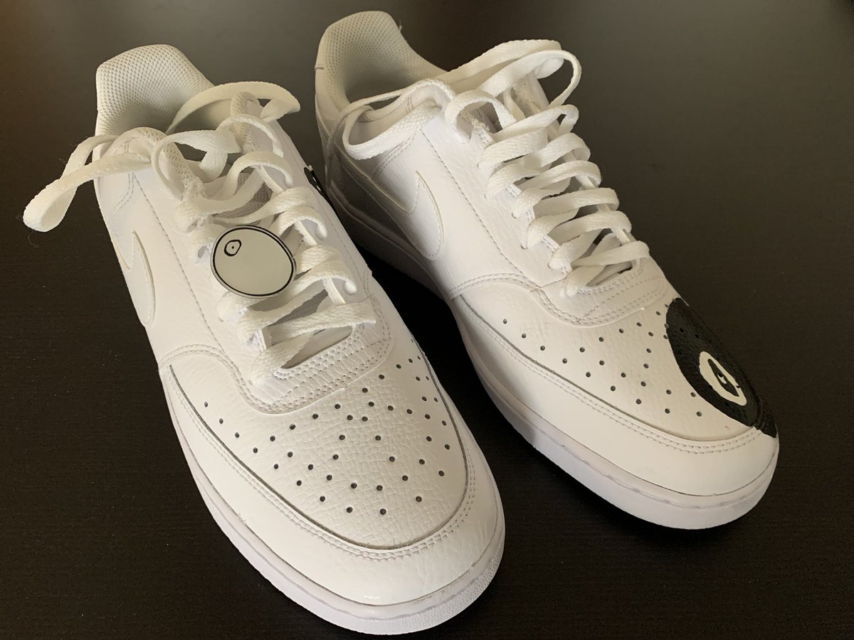 apolloshand's tweet photo. custom apollo kicks available 💀🌕
dm if interesred https://t.co/KIJe0ixo49