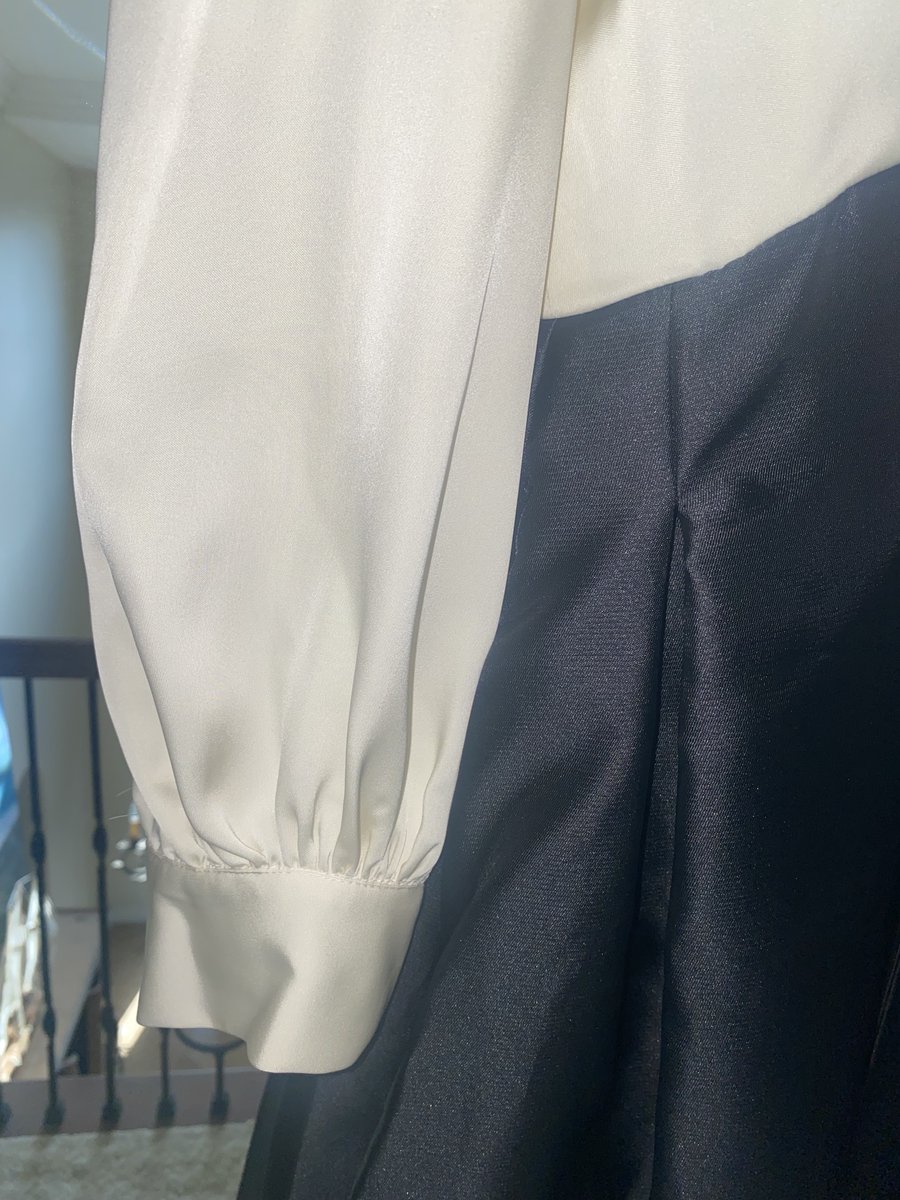 catlandaas's tweet photo. This is the worst company I have ever purchased from in my life. I tried to return a PERFECT gown and they sent it back saying they would not accept the return because it is damaged. The letter they included in the bag was for someone else, a mixup! https://t.co/Mg4ucBRH8y