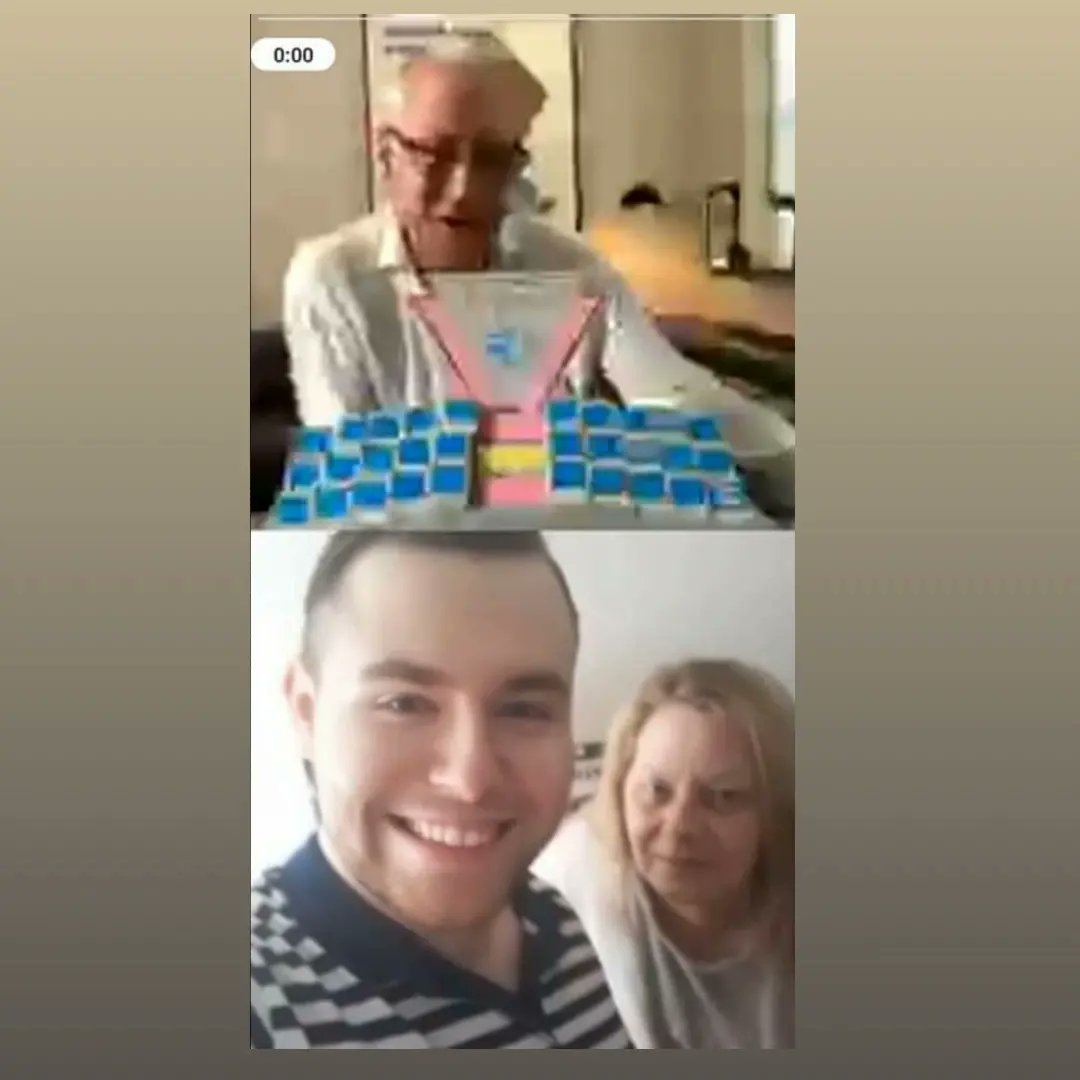 DylanMurray234's tweet photo. @MrBarrymore I Want To Wish My Friend The Most Talented Man On The Planet! A Very Happy 70th Birthday Today 🎁 
BTW Its Younger Looking Your Getting!! 👍
I Hope Your Day Is As Magical As You Are Mate! Wishing You The Very Best Of Everything! And Hope To Chat Up With You Soon D ❤ https://t.co/R6pa6FCljR
