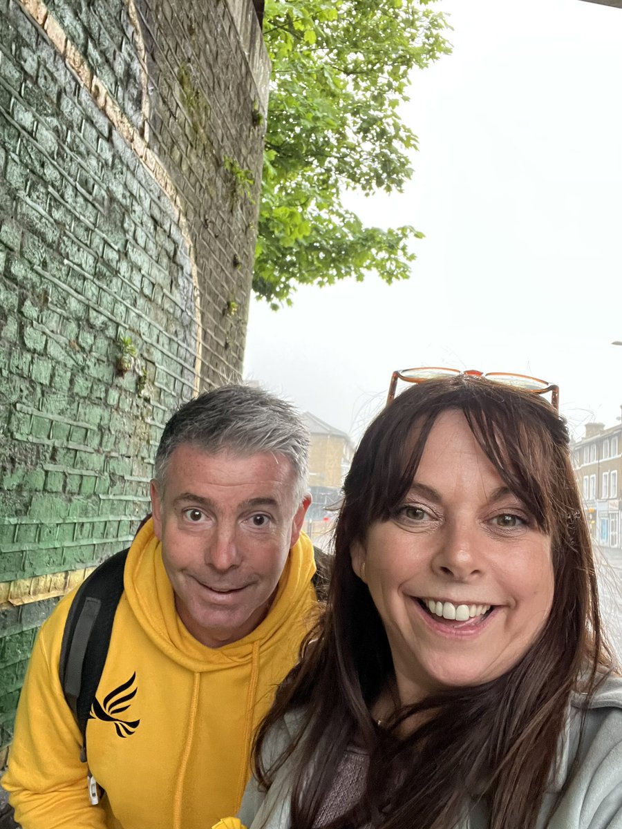 LeegreenLib's tweet photo. Rain or Shine we’re out there campaigning #loveleegreen #wearelistening 💚💛🔶 https://t.co/LQ7sTWb65j