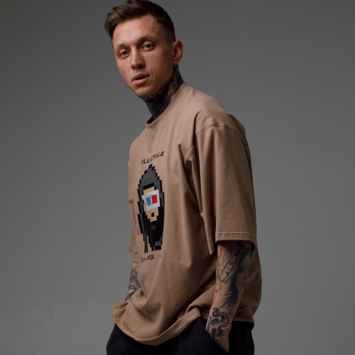 YBlinkova's tweet photo. T-shirts with @Tpunks_official already on website. Oversize,unisex, velvet soft tuch material 🔥 
Made in Russia. 
https://t.co/WatXYBKwHN https://t.co/NykPBXAavQ