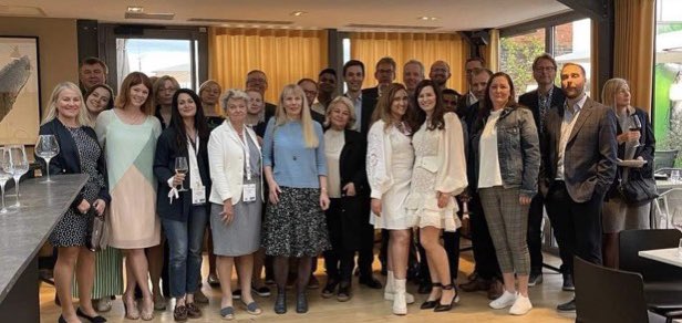 Finally we got to get together to celebrate the completion of the #TWIST trial here in Lyon 🤩 Thank you for a wonderful evening!