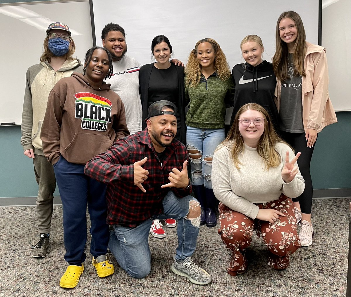 JoeHight's tweet photo. Influencers of the future? Today? They could be from my terrific Twitter for Media class. Here they are — happy they just finished their final presentations. #UCOmediatweets @UCO_MCOM https://t.co/QpJXJ7YEeU