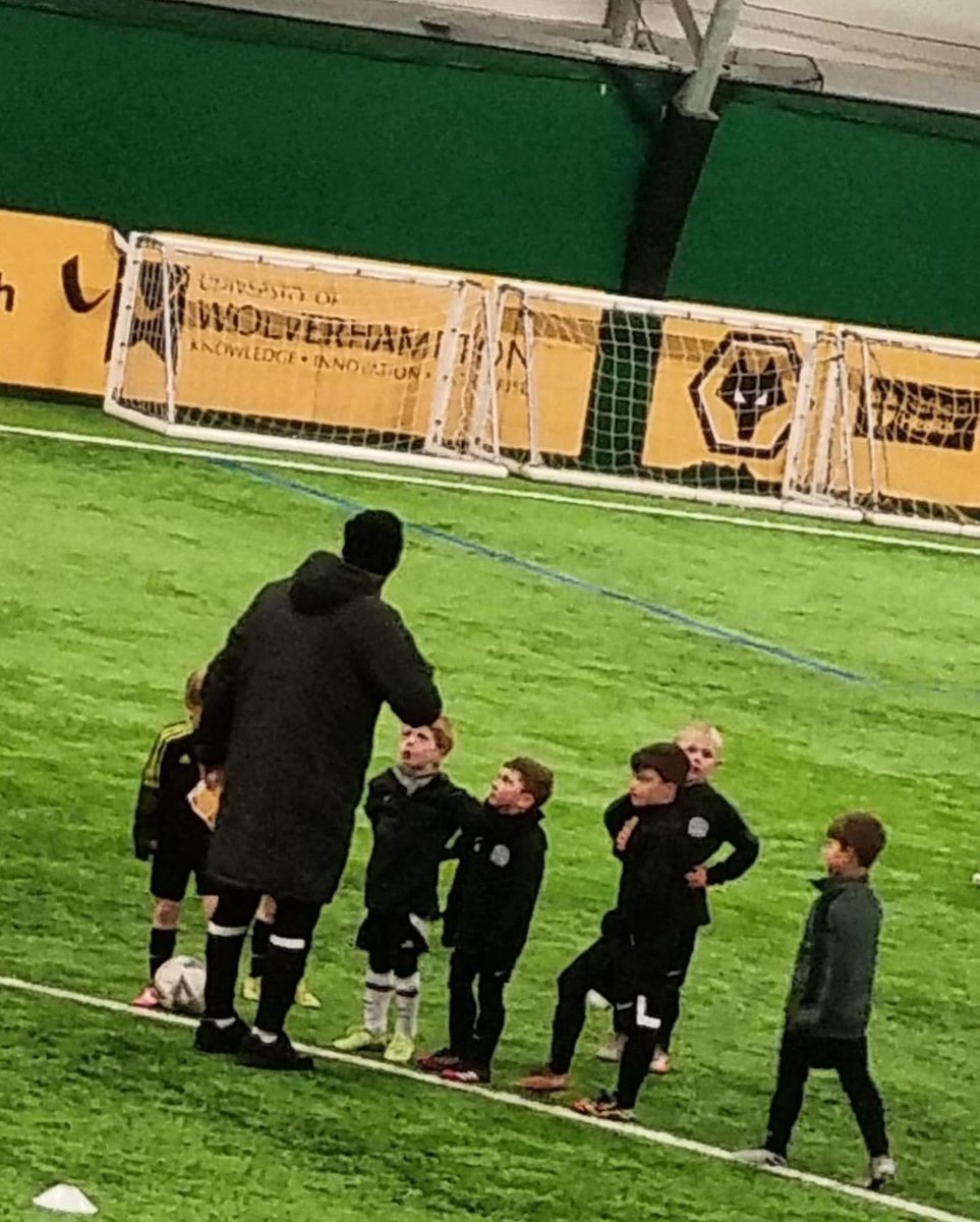 Vision_FA's tweet image. ELITE SUCCESS 
We started our elite group last September with 20 players in year 1&amp;amp;2. 
After only 9 months 12 of them players are now training and playing for professional academies. 

If you would like to book a trial session get in touch using the details below 

📞07736540400