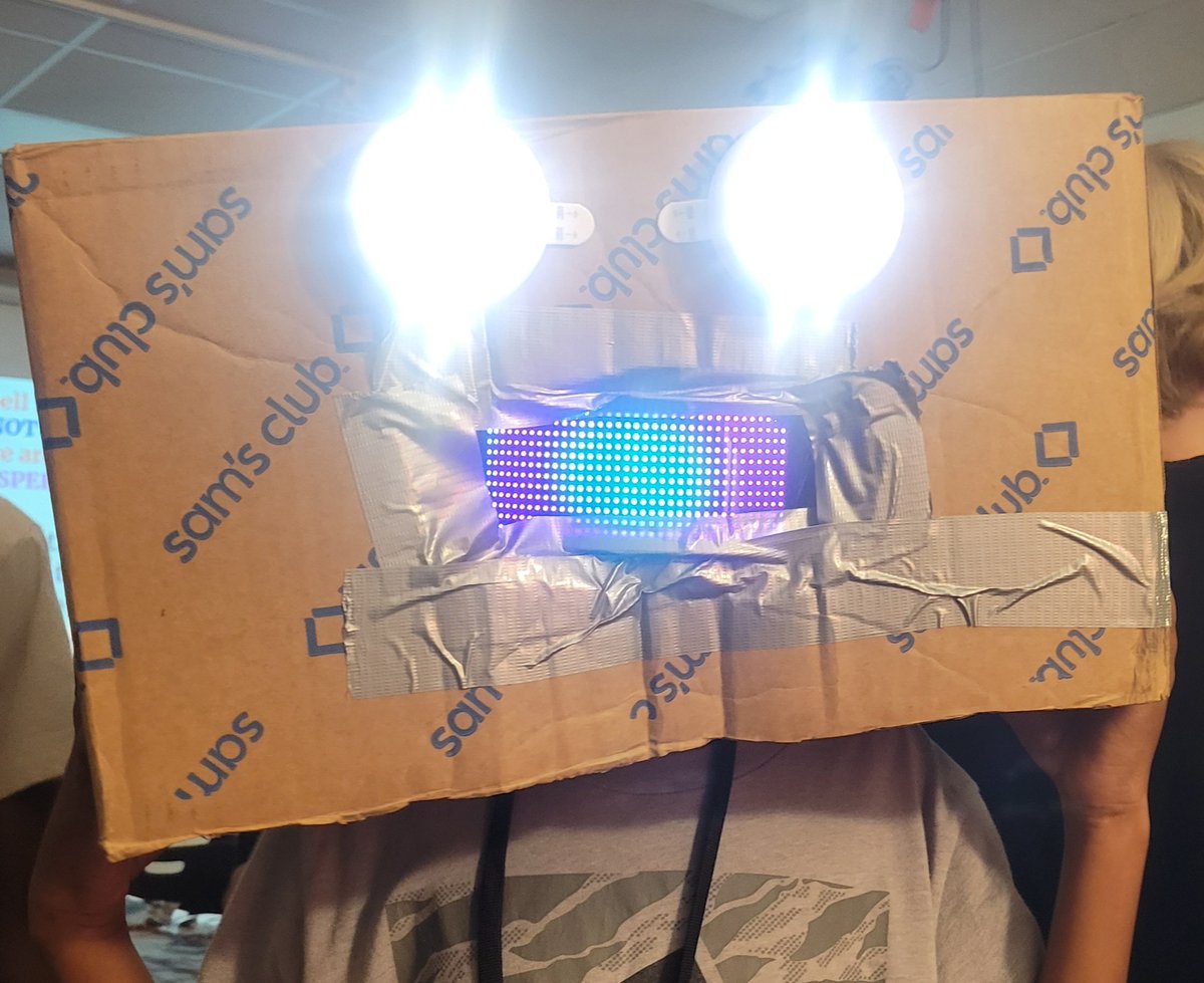 6th grade creativity in costume design! Robot head! #BeEliteWMS <a href="/TheatreMaakeWMS/">S. Maake</a> <a href="/Moye_Education/">Dr. Alan Moye</a> <a href="/HumbleISD_Arts/">Humble ISD Fine Arts</a> <a href="/HumbleISD_WMS/">Woodcreek Middle</a> @BSmith_AP