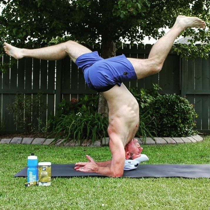 Action + outdoor yoga: We love to see it. 

What is your favorite Action flavor? #powerofpractice