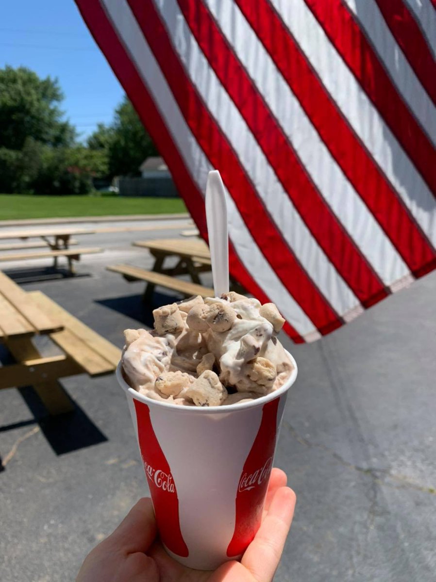 LapelsICP's tweet photo. REMEMBER we are open Wed - Friday 4pm-830pm and Saturday &amp; Sunday 12-9pm. Stop by and say hi!!! https://t.co/1BF4uMv6xG