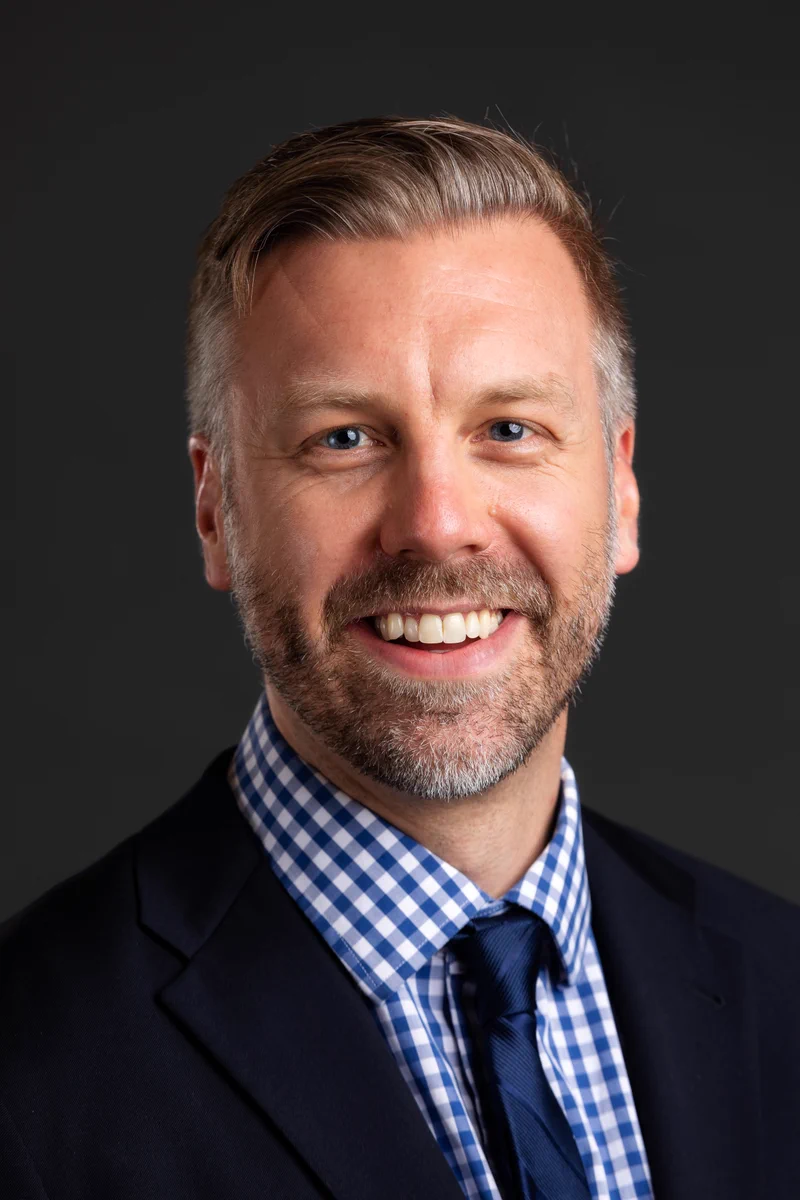 Dr. Nathan Kalmoe