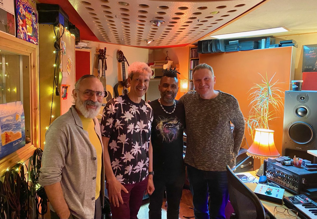 MikeLindup's tweet image. ⁦@omarlyefookMBE⁩ in the house (and the garden)! Finally, we get to work together, his distinctive vocals finding its way onto #Changes2, the track sounds great, in great hands of producers ⁦@tonieconomides⁩ &amp;amp; Mike Patto. We’ve promised this won’t be our last collab..