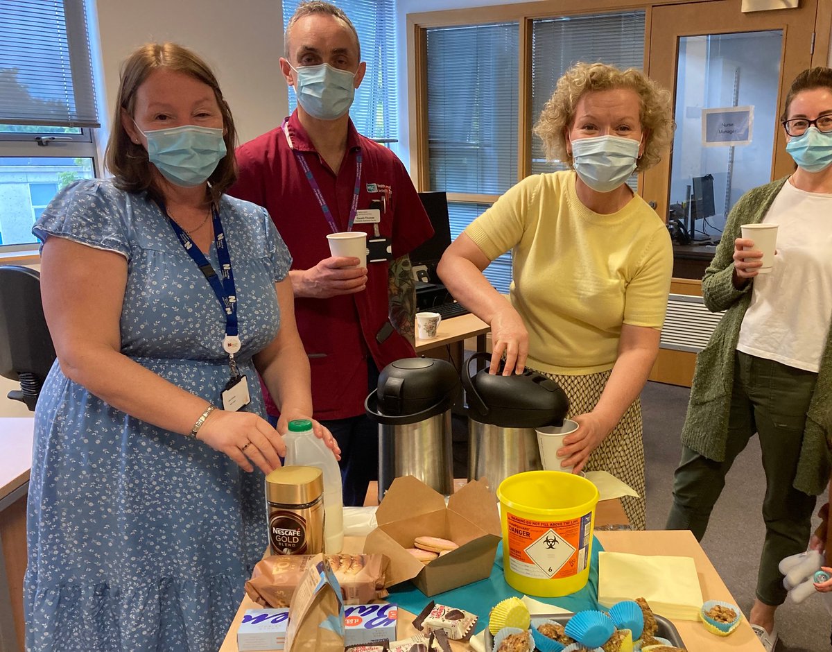 Well done to the South Belfast District nurses and Community Diabetes Team for raising a whopping £200 for Ukrainian nurses today 👏 👏 <a href="/Christi90090/">Christine Wilkinson</a> <a href="/GRTraub/">Gillian Traub</a>