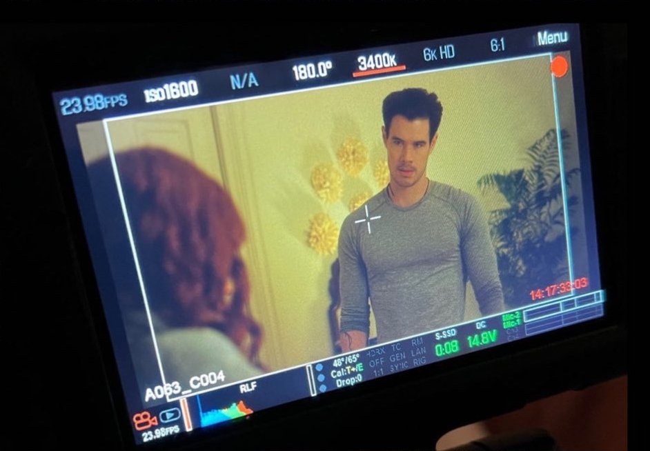 Some belated Torn Tuesday content from Taryn! I wonder if the man that RenIvy and Brighton are talking to is Tanner 👀 #TornMovie