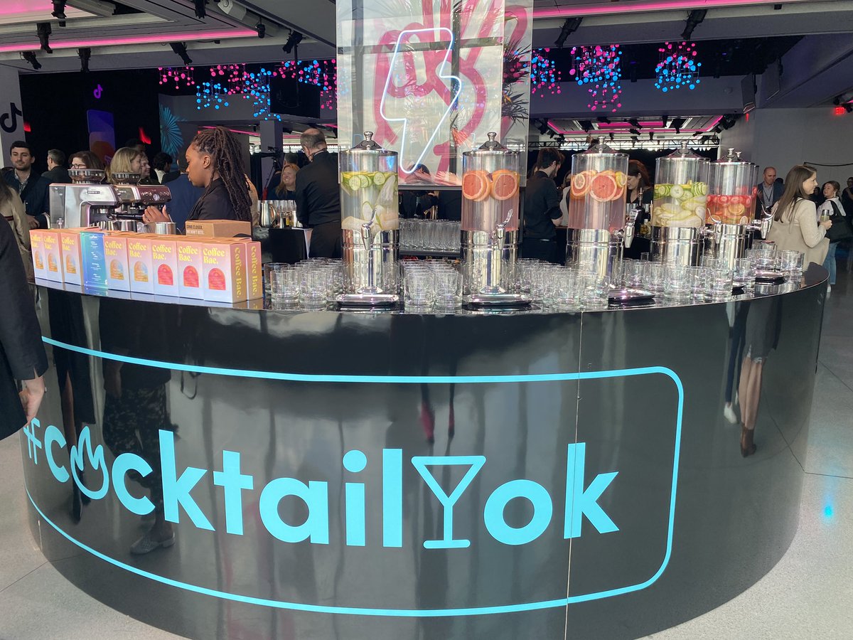 Kerry Flynn 🐶 tweet media