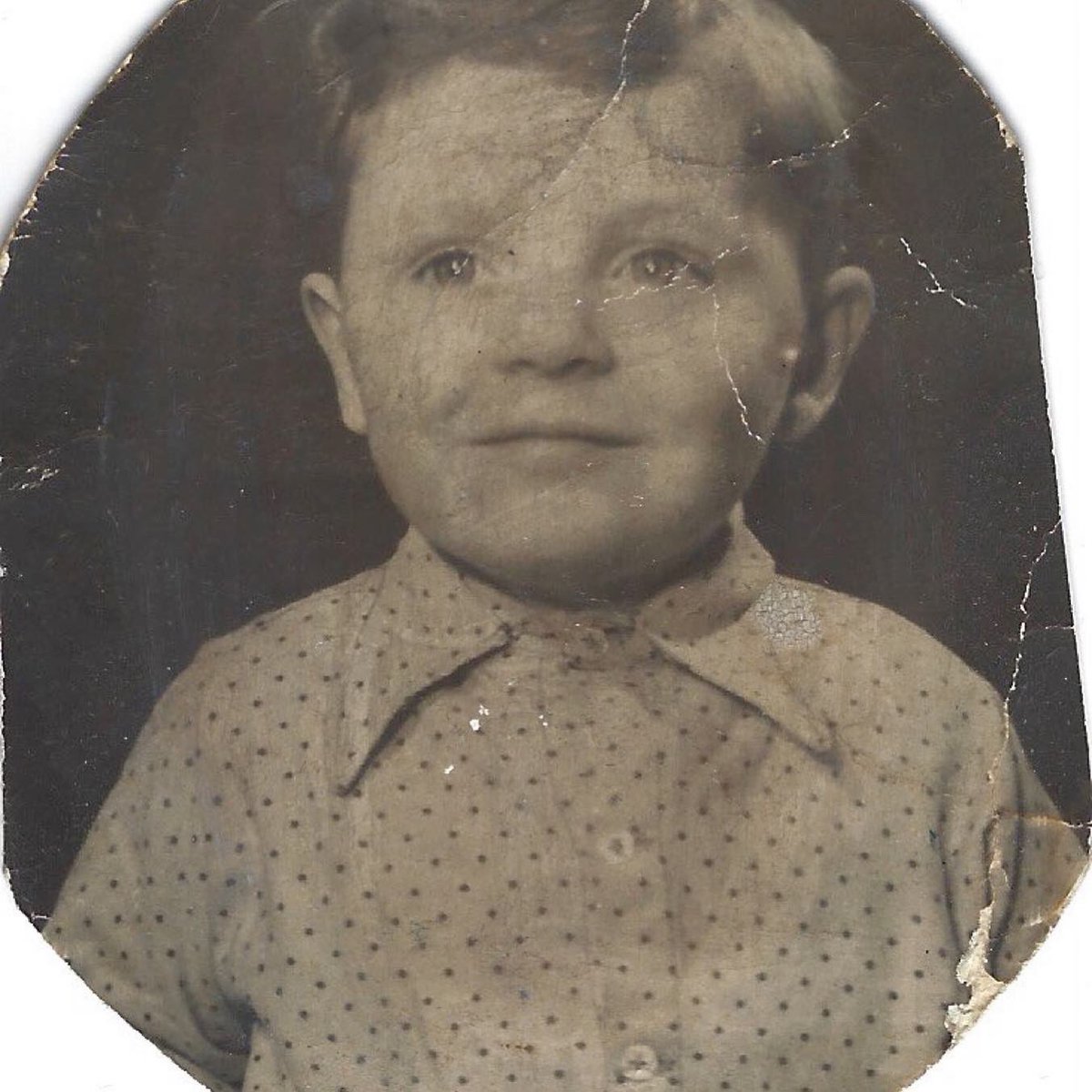 sahiakio's tweet photo. @AnthonyHopkins Restoring old memories through art. if you need something similar please contact me via dm or email.
🙏🙌Thanks for following me and sharing my work. #france #art #realistic #tbt #drawing #drawingoftheday #drawdaily #hollywood #magazine #artdirector #painting https://t.co/2UyAAJRAdL