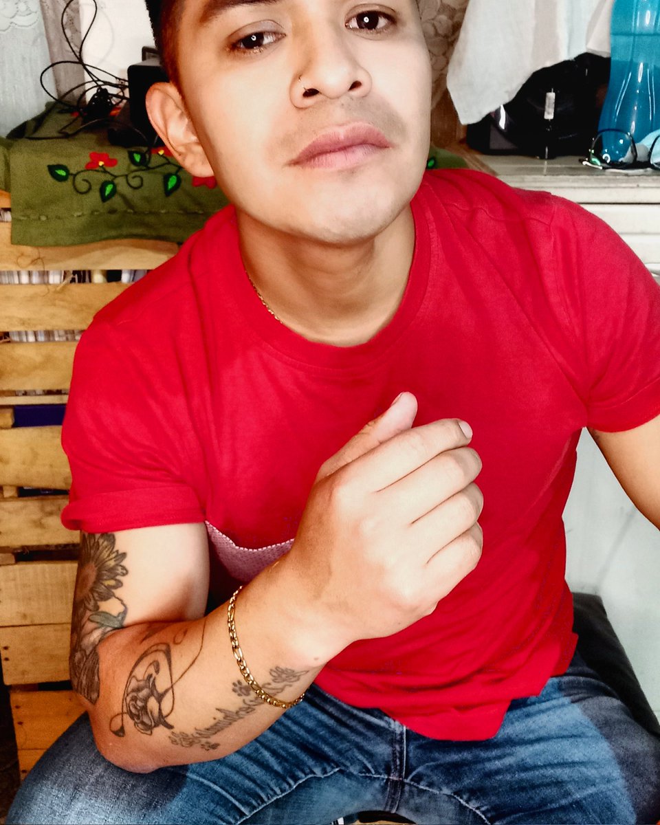 setzep's tweet image. Yo tratando de ser feliz, sin importa lo que la gente digan. #contodoelpoder #siquerésganátelo