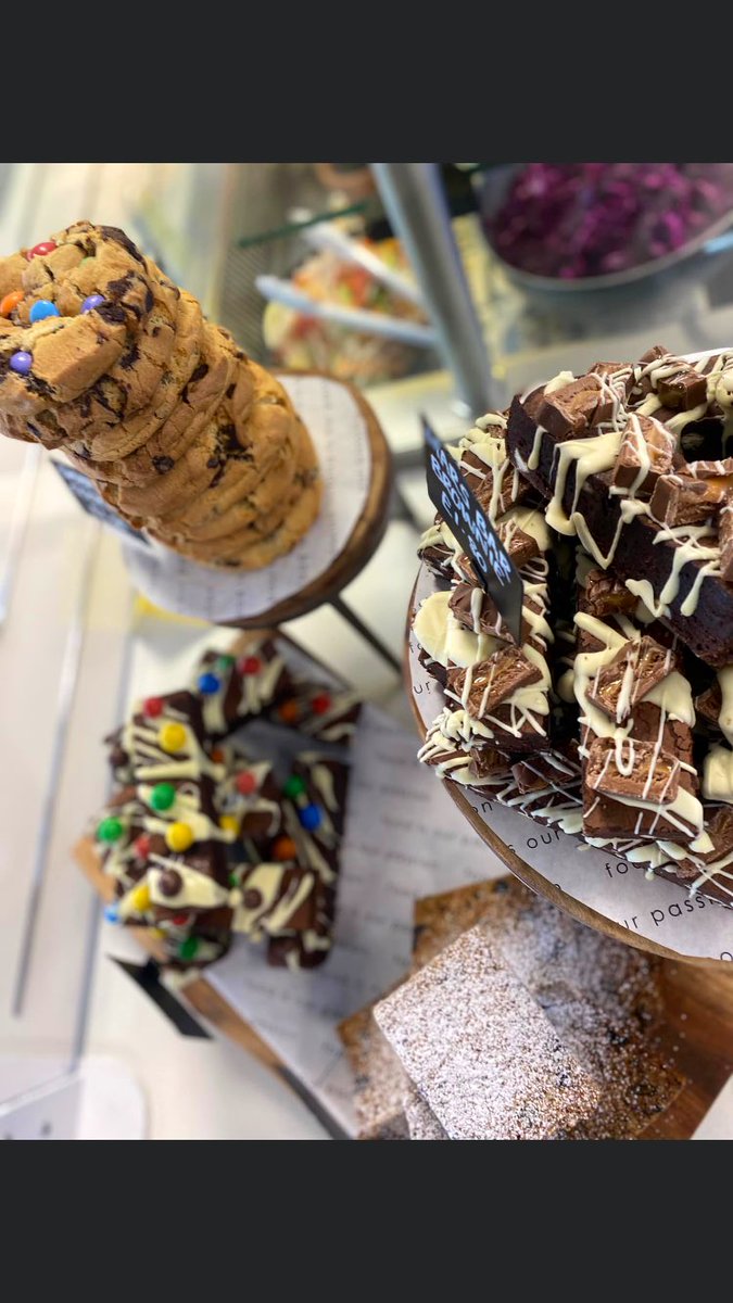 cateringcooke's tweet photo. Too many tempting options at one of our sites in Chester today! Proudly made on-site by the @blueapplebunch team https://t.co/bCpgNs7y72
