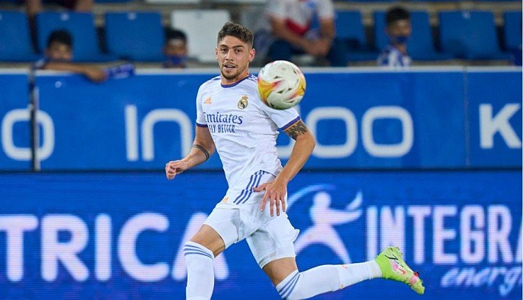 b_kuchman's tweet photo. Ancelotti sacó a Kross, a Casemiro, a Modrić, a todos los volantes, menos a Valverde. 

Si se necesita rebeldía, se necesita a un uruguayo.

Confianza plena. https://t.co/HoCjFP6PzG