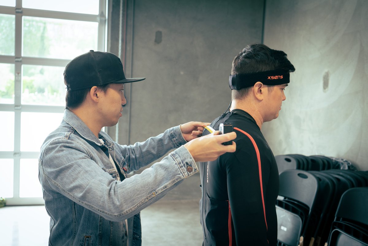ImagendaryS's tweet photo. A few behind the scenes shots of a Mocap shoot with our animation team! https://t.co/p3F3uDAPeD