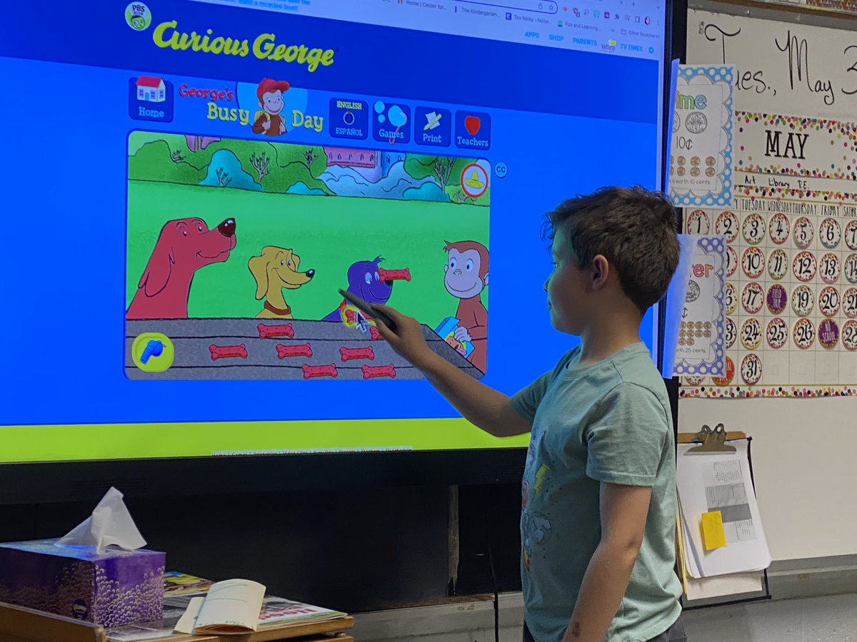 MrsPayne_K's tweet photo. Learning about Fair Share in 1st Grade @MTCChampions. We love hands on learning and getting to manipulate on the board. @HamptonCSchools @HCS_TitleI @hcsOESL https://t.co/KfGXHOoKqa