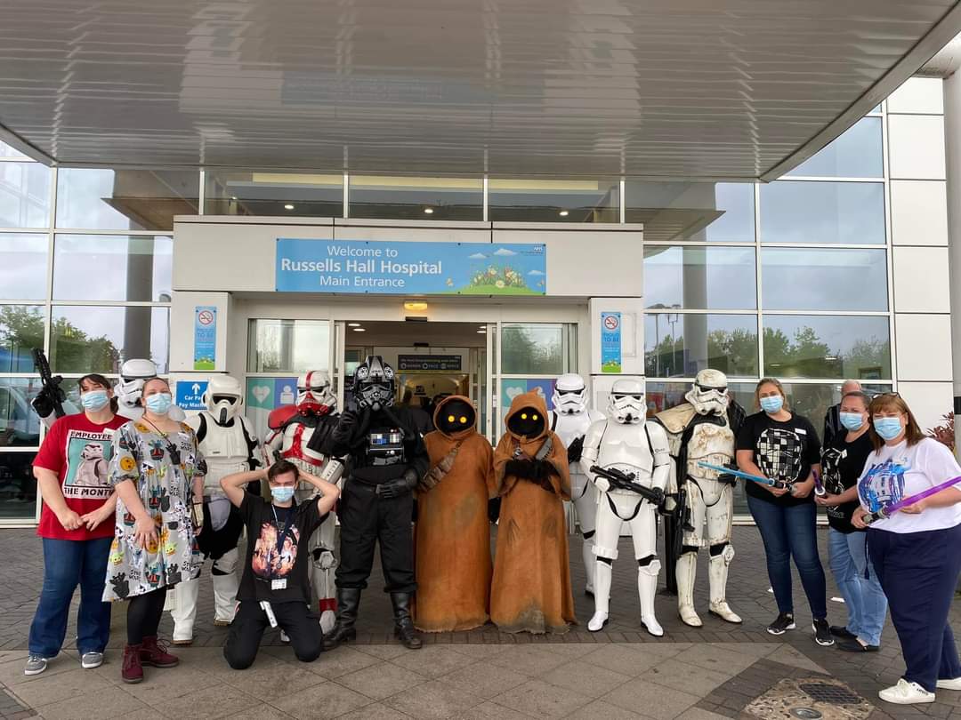 Julie Taylor tweet media