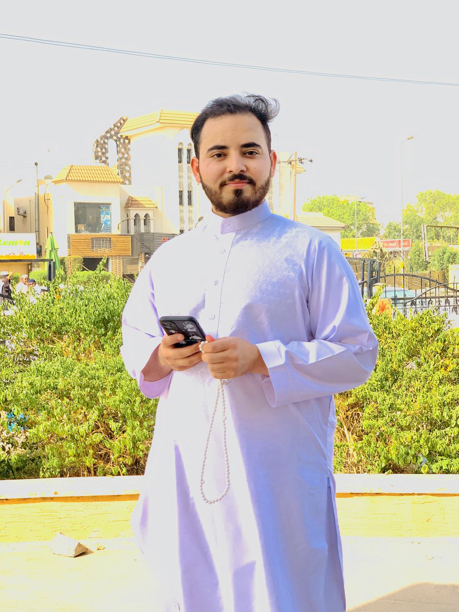 كل عام وانتم بخير 
🤍🤍Day 3