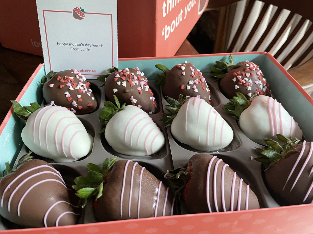 Look what my favorite child sent for #MothersDay