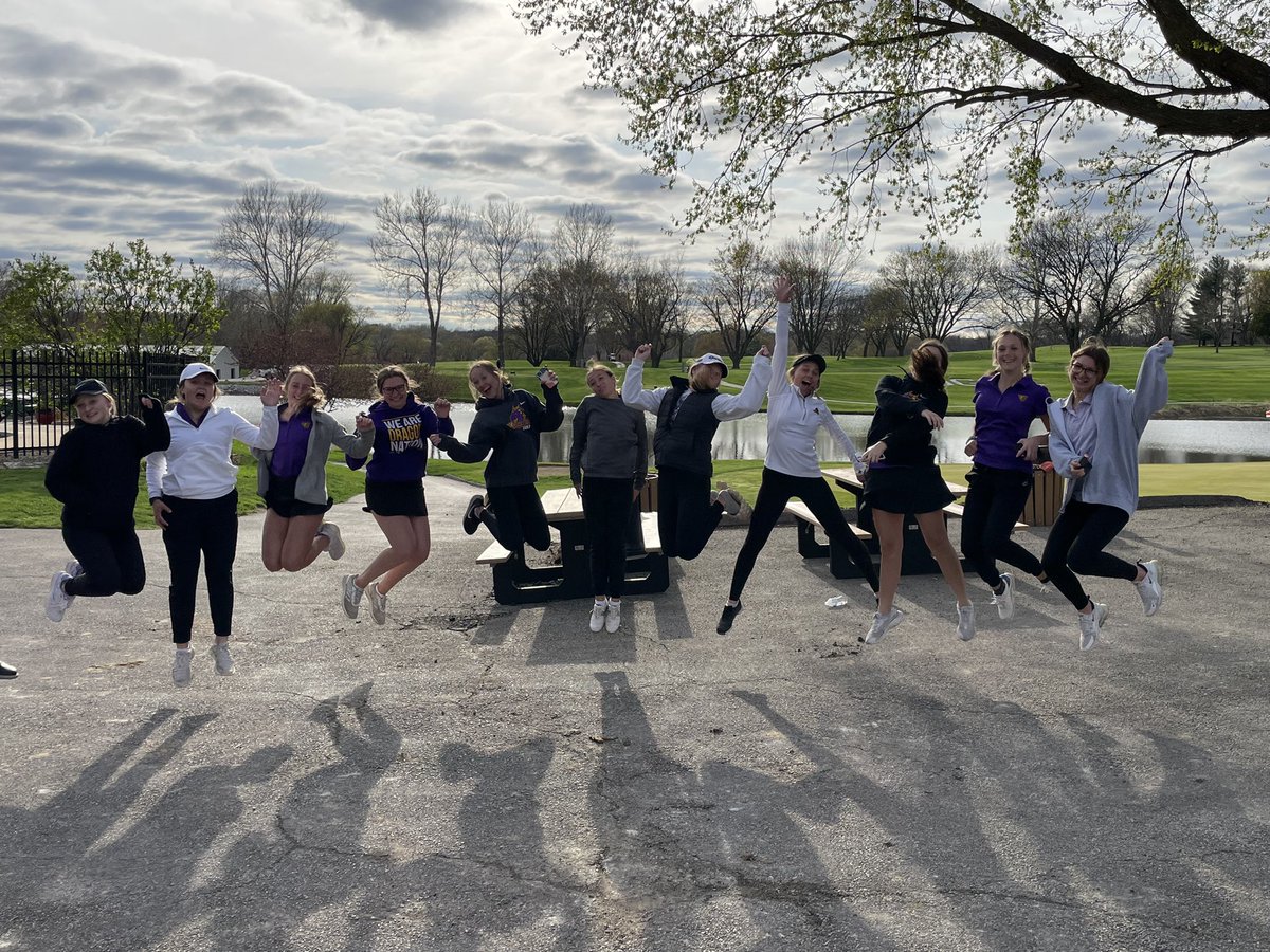 JCSD_Golf's tweet photo. V Dragons get the W vs Urbandale . Low V Dragons- Nanke (medalist), Sires, Whited, &amp; Heyer, Low JV Dragons- Mixdorf.  Thanks to Urbandale and UGCC for having us! 🐉⛳️ https://t.co/mgeTMJ5vut