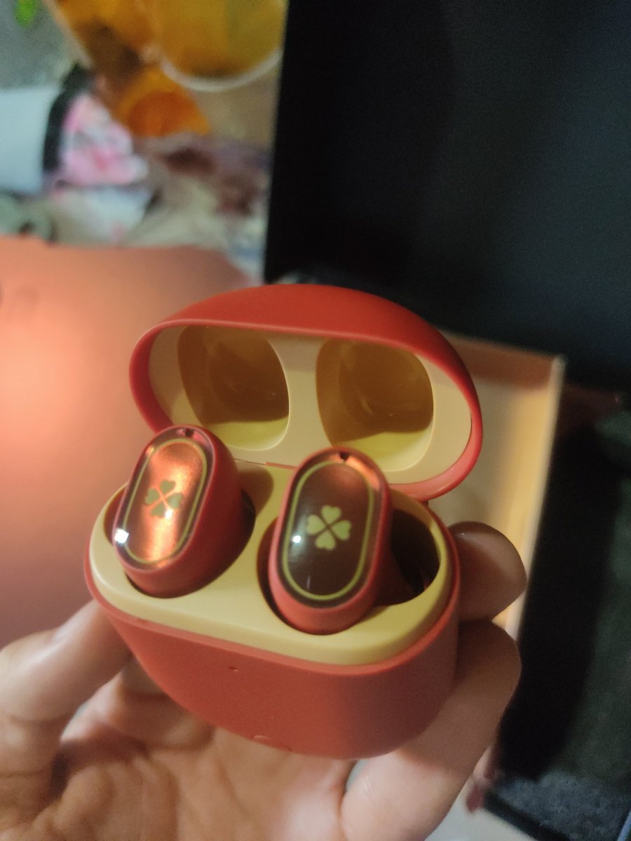 Τ3raβeta tweet media