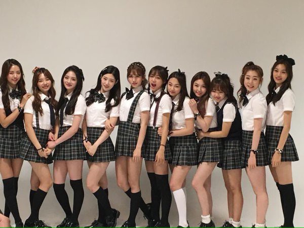 ioimp3's tweet photo. AND HAPPY BIRTHDAY TO THE GREATEST GIRL GROUP OF ALL TIME
๐ +๐ฆร 6 = ๐ฅณ๐
#์์ด์ค์์ด #IOI #6YearsWithIOI https://t.co/iNqCtpYEw0