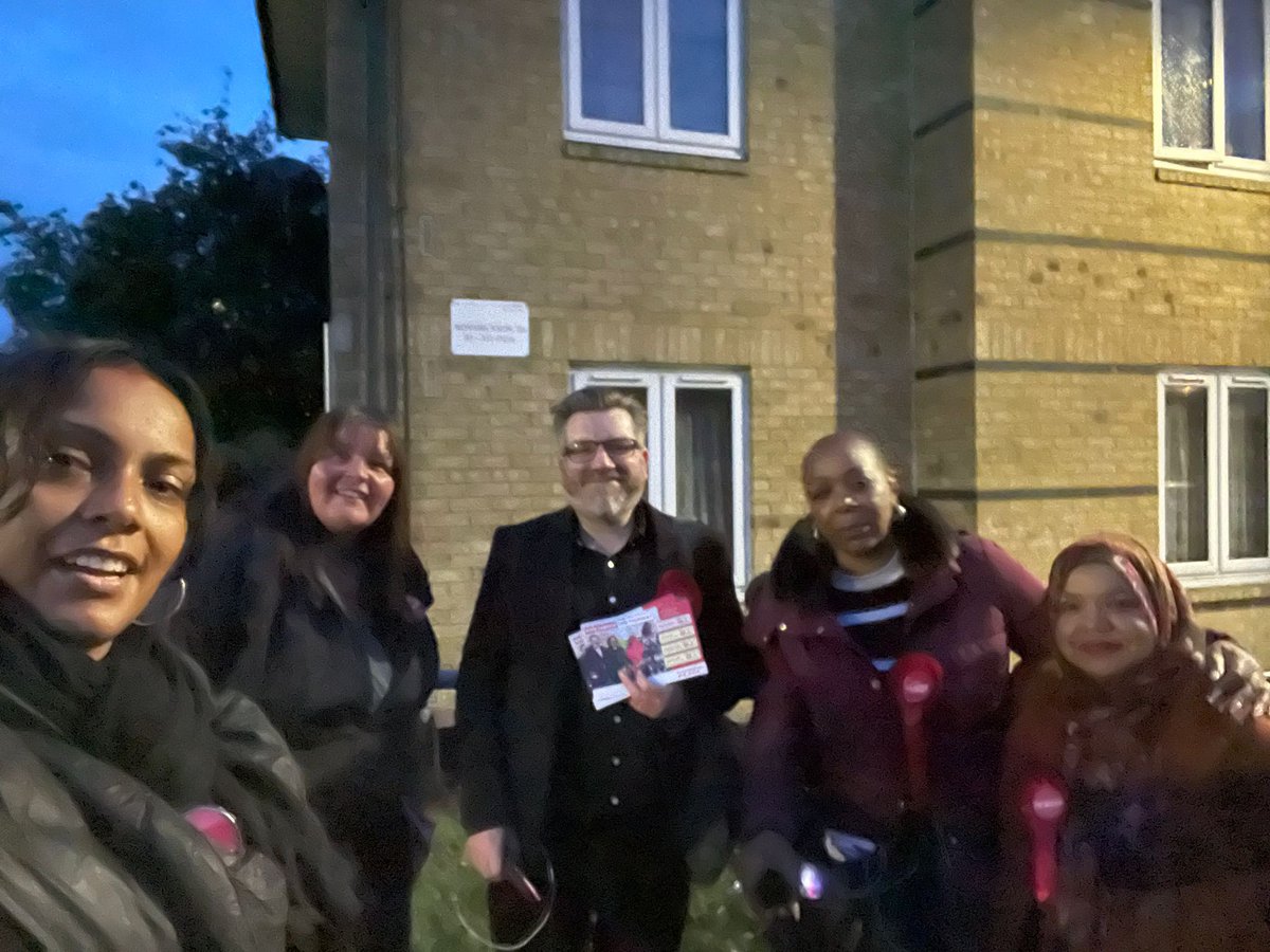 rokhsanafiaz's tweet photo. Looking forward to joining the @newham_labour Beckton candidates tomorrow during Election Day - @JamesAsser @toniiwilson1 &amp; Rohima Rahman will make a stella councillor team fighting hard for local residents  #VoteLabourMay5 🌹 ❌ https://t.co/9FHqaxEIdJ