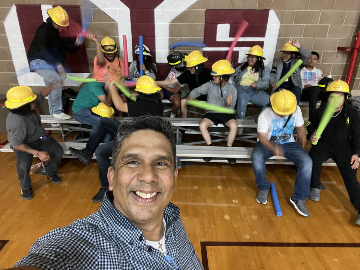 YsletaFire's tweet image. #InternationalFirefightersDay #MayThe4thBeWithYou  and Fire Tech does it again.  #FireTechRules