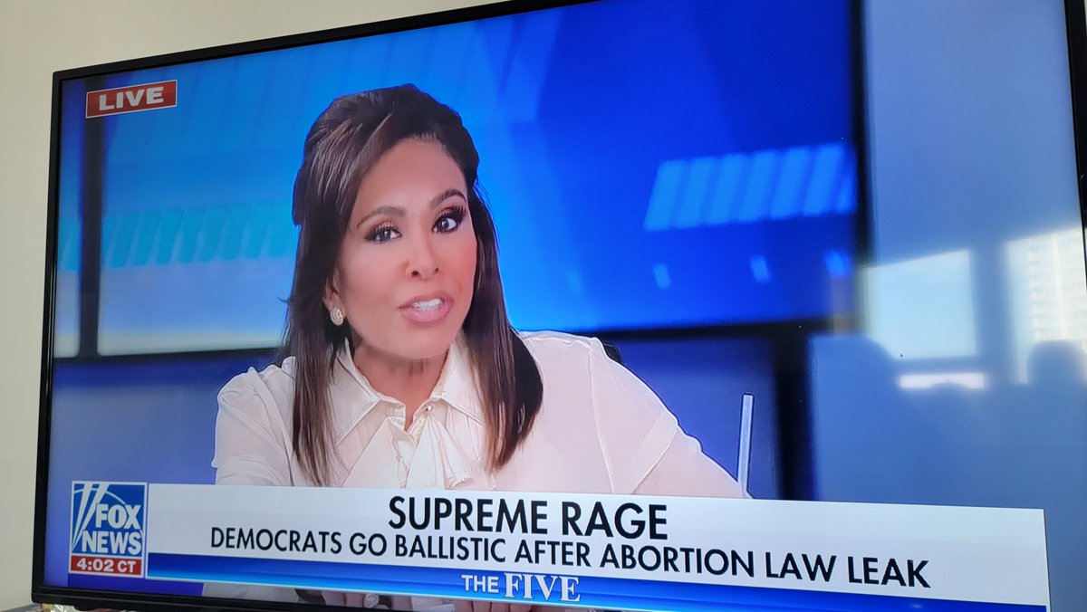 You look, GREAT Judge! Love the Hair!  
<a href="/JudgeJeanine/">Jeanine Pirro</a> <a href="/TheFive/">The Five</a> #TheFive #fgeraldo <a href="/greggutfeld/">GregGutfeld</a> #getofftheshowgeraldoyoustink