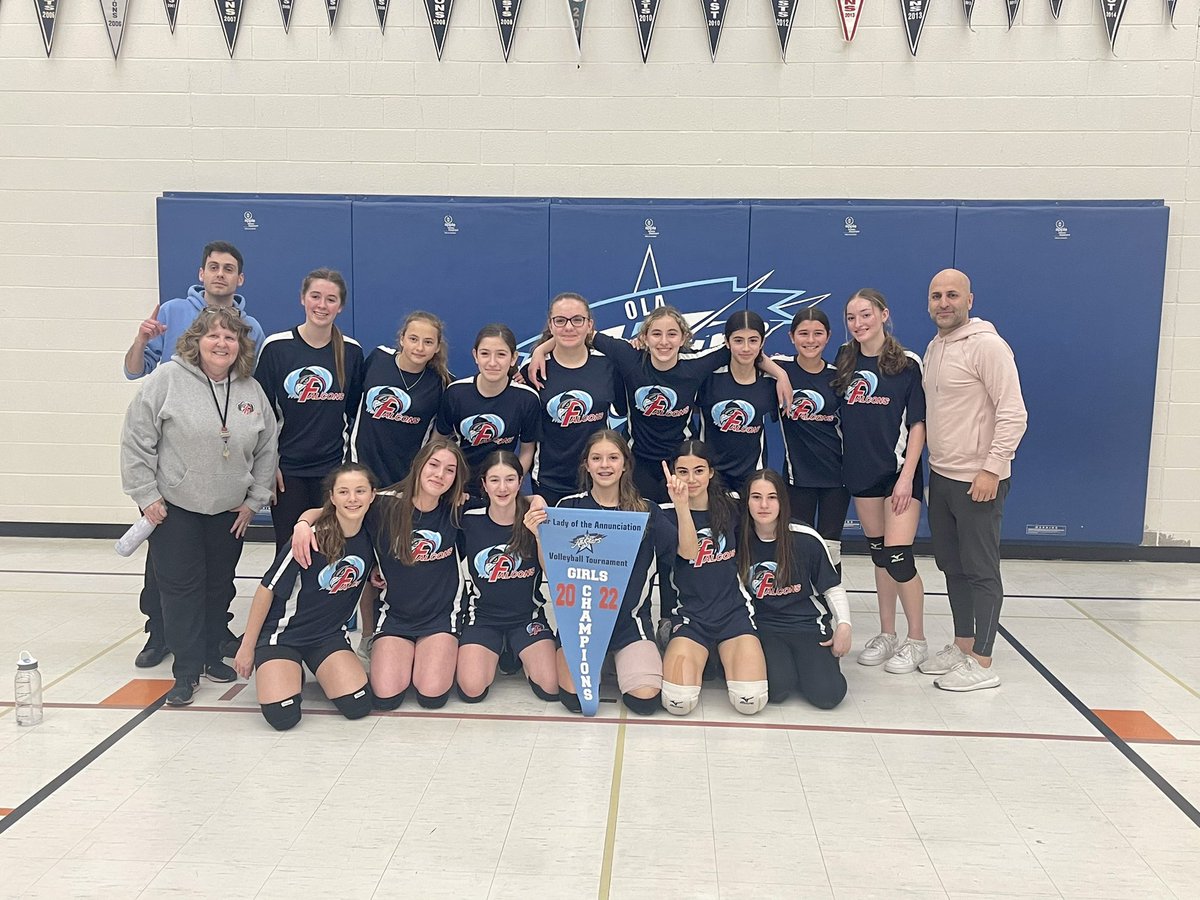 jensilaidis's tweet photo. @MrCalabria @OLAnnunciation Need a picture with the coaching team!  Congratulations ladies! https://t.co/kdFnV9z3SZ