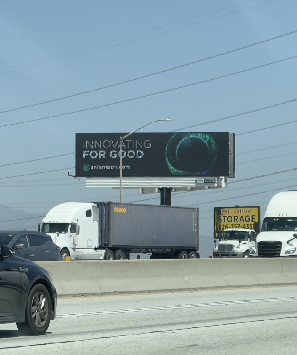 whiskykeen's tweet photo. Saw this SafeMoon AD in Duarte, California near 57/210 freeways.

#safemoon
#SAFEMOONARMY 
#MayThe4thBeWithYou https://t.co/JUV0mkFIHI