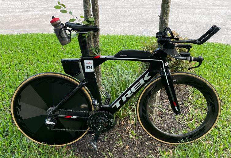 spinlister.com/rides/38292-bi… If you're lining up for a #triathlon in the #houston area, this ride will certainly take a few minutes off your #bike time out of T1. #spinlister #bikeshare #tribikes #sharingeconomy #biketravel #racetravel #bikerentals #onlinerentals #ridebikes