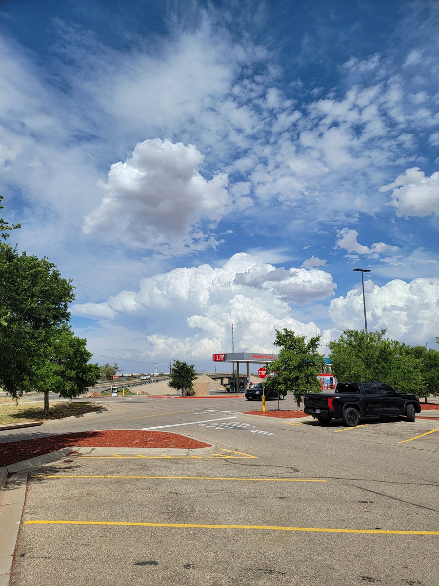 Jarikhyde's tweet photo. @ryanhallyall East of Canyon Texas https://t.co/1zuf1Fp1uc