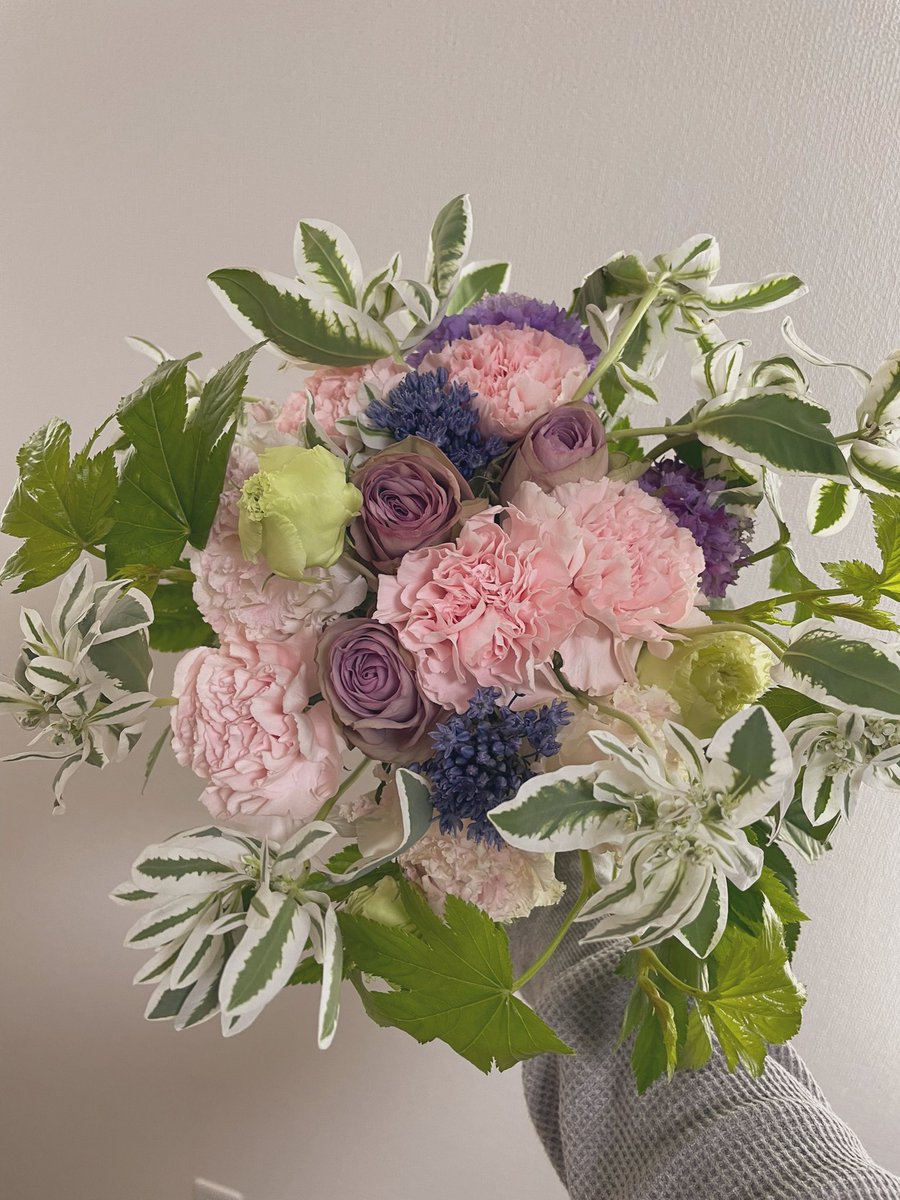 Kissy_SYiiiREAL's tweet photo. おはようございます💐 https://t.co/6nruZwrgZa