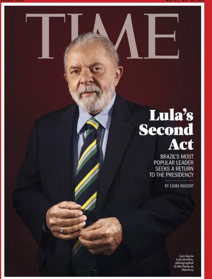 Revista time trás na capa nosso presidente Lula✌✌👍👍👍