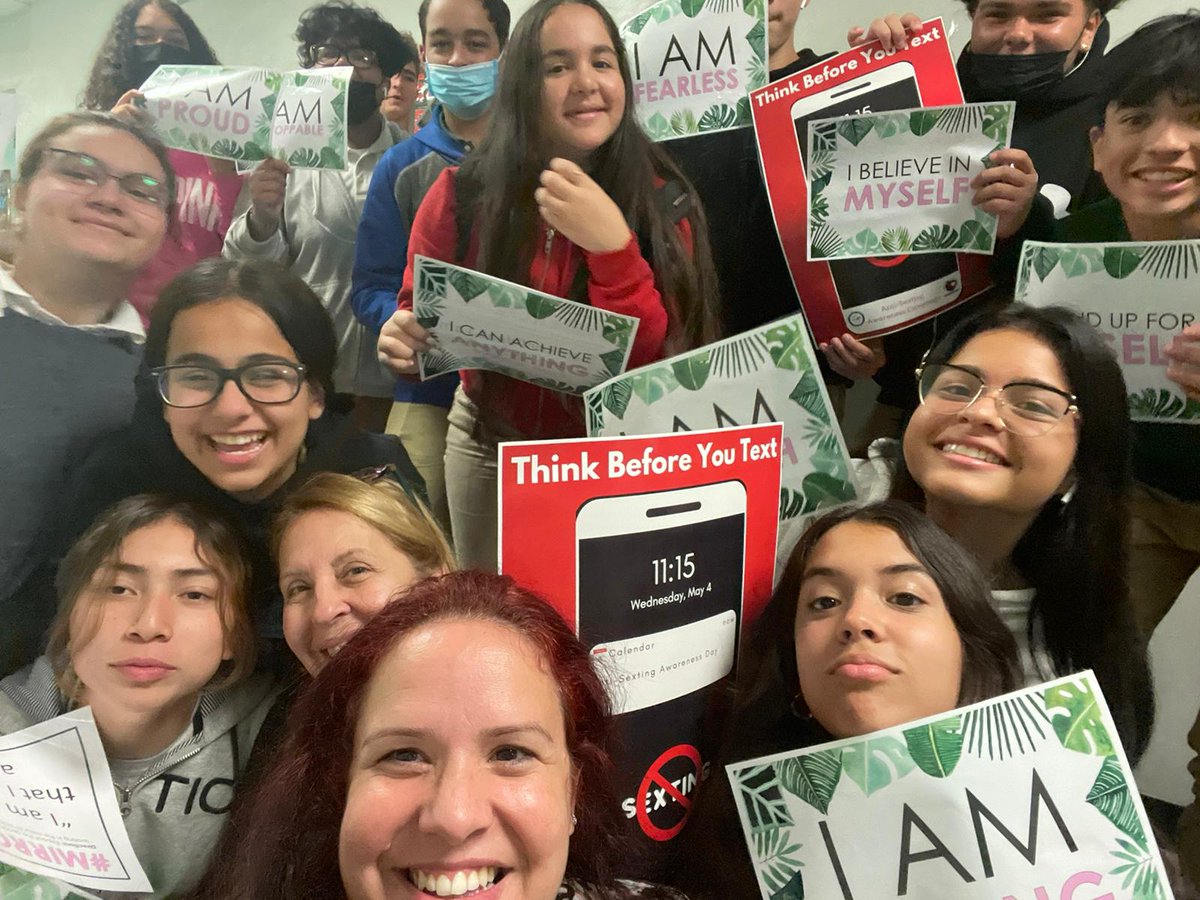 westmiamimiddle's tweet photo. We are learning the importance of being in control when it comes to sharing on social media and texts, and we know the value of making good choices because you can't unsend! @MDCPS @MDCPSCentral @StdtSvcsMDCPS #thinkbeforeyousend https://t.co/DJcnYy3By7