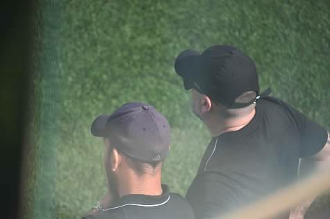 Buscando soluciones en equipo. Playoff tercera andaluza Málaga. <a href="/VELEZCFoficial/">Vélez Club de Fútbol</a> 2 - 1 Peña Compadres.