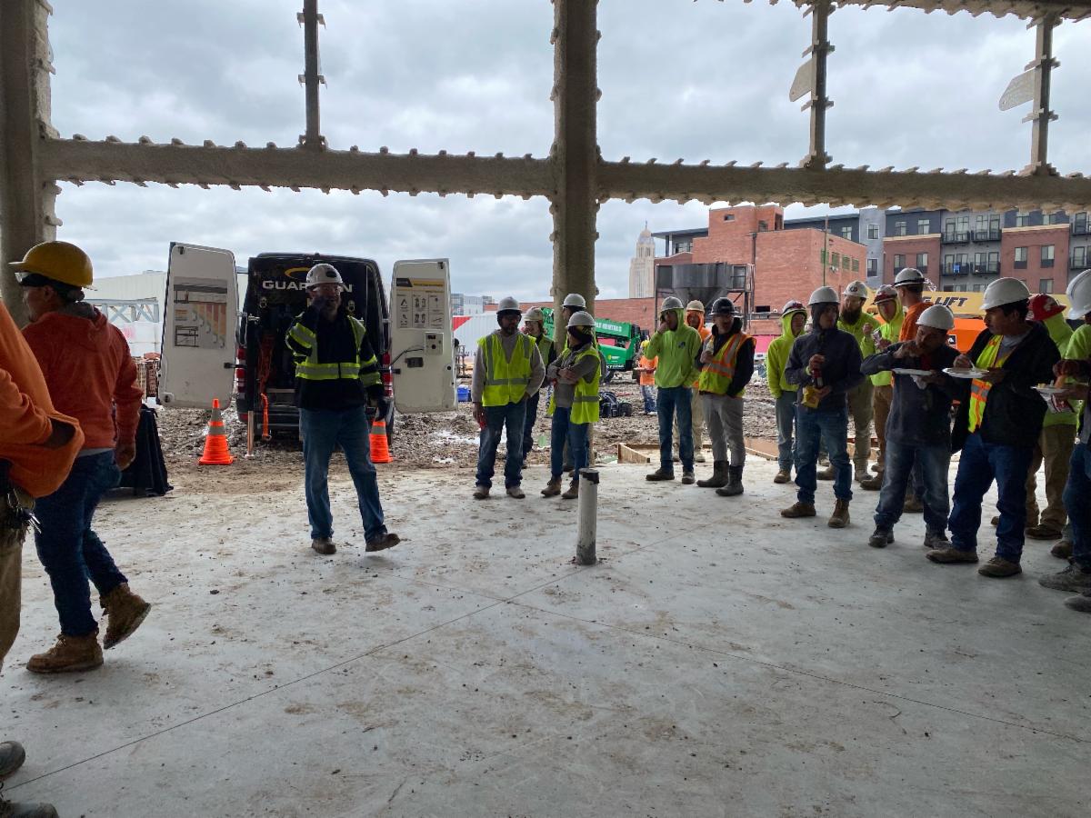 pmg_safety's tweet photo. Halfway thru the week.... Nothing like ending the day with an ice cream treat!! 

#StandDown4Safety #heightsafetysimplified #360degreeheightsafety #safetyprofessionals #fallprotection #fallprevention #safetytraining #safety #healthandsafety #safetyculture #manufacturing #workpla https://t.co/v2S5BzluJD