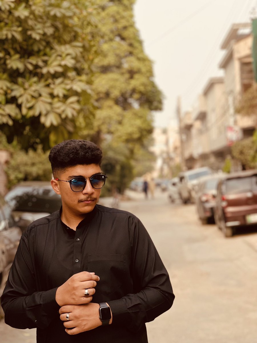 calmfaizi's tweet photo. Eid Mubarak https://t.co/vEhx1tX8Th