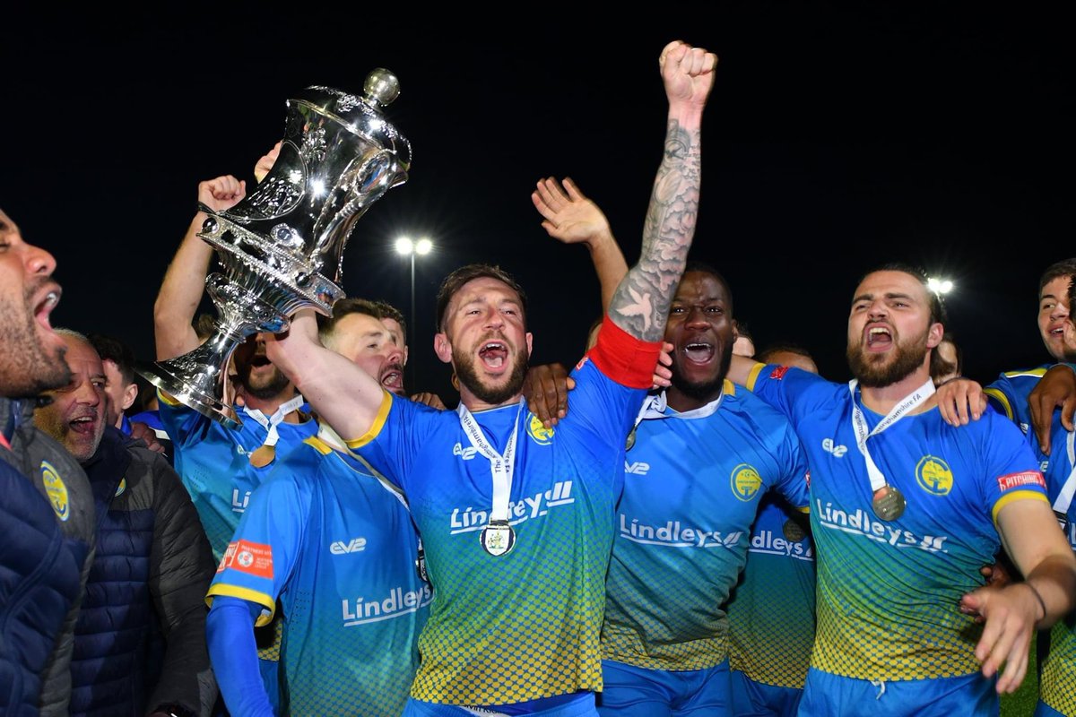 ASJPhotography's tweet photo. Your @nottsfa Saturday Senior County Cup winners are:
@CTFC1904 !!
#football #soccer #saturdaysenior #saturdayleague #tackle #dribble #cupfinal #final #countycupfinal #countycup #nottsfa #nottinghamshirefa #notts #nottingham #winners #cupwinners https://t.co/3Qp3gRevwU