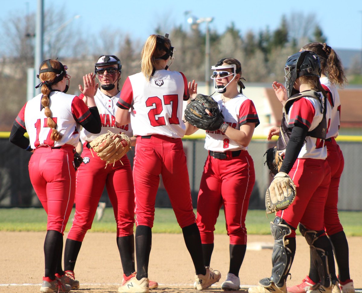 mundy_fultz's tweet photo. Playoffs at HOME tomorrow! 🎉💪🏻🥎 See you there @Kings_Softball! https://t.co/sfqaeJgsRB