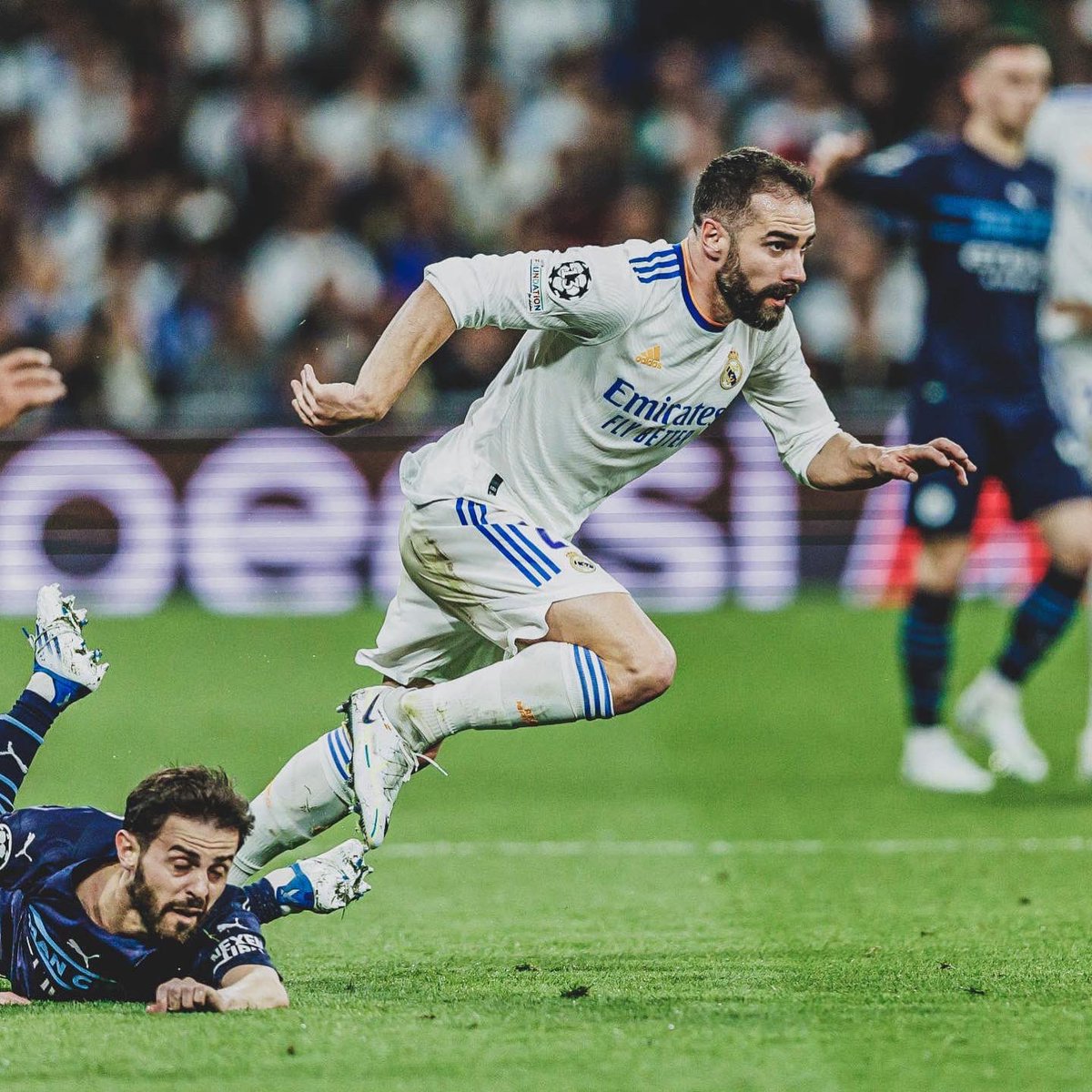 Señoras y señores… Esto es el REAL MADRID 🤍⚔️