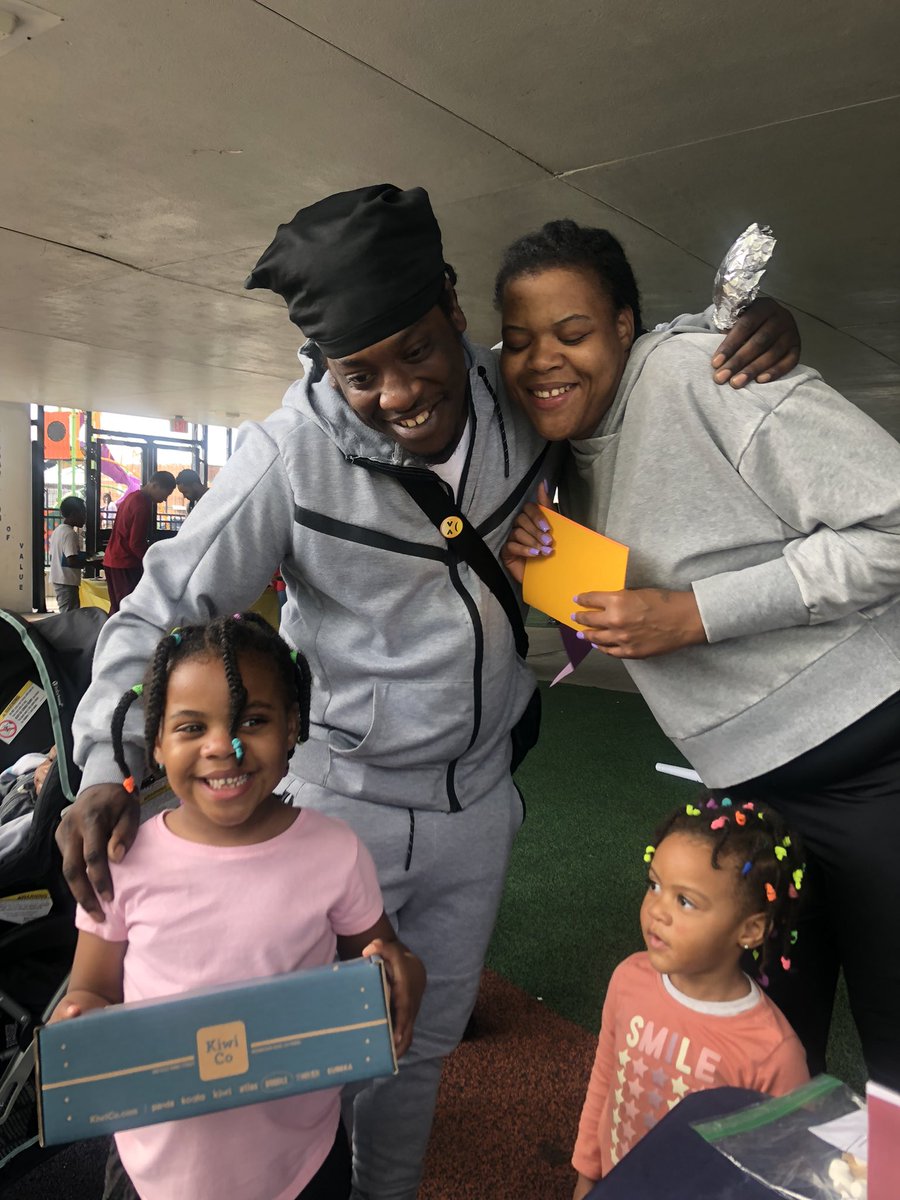 HutchinsSTEMDC's tweet photo. Family Engagement @KetchamES at STEM Night was awesome! Families visited our @UPOinDC C.R.E.A.T.E. STEM Table for our Buoyancy Activity. Scholars and their families won STEM kits if they successfully complete our challenge. #DCPSSTEM #STEMNight https://t.co/E7L5t6uvJm